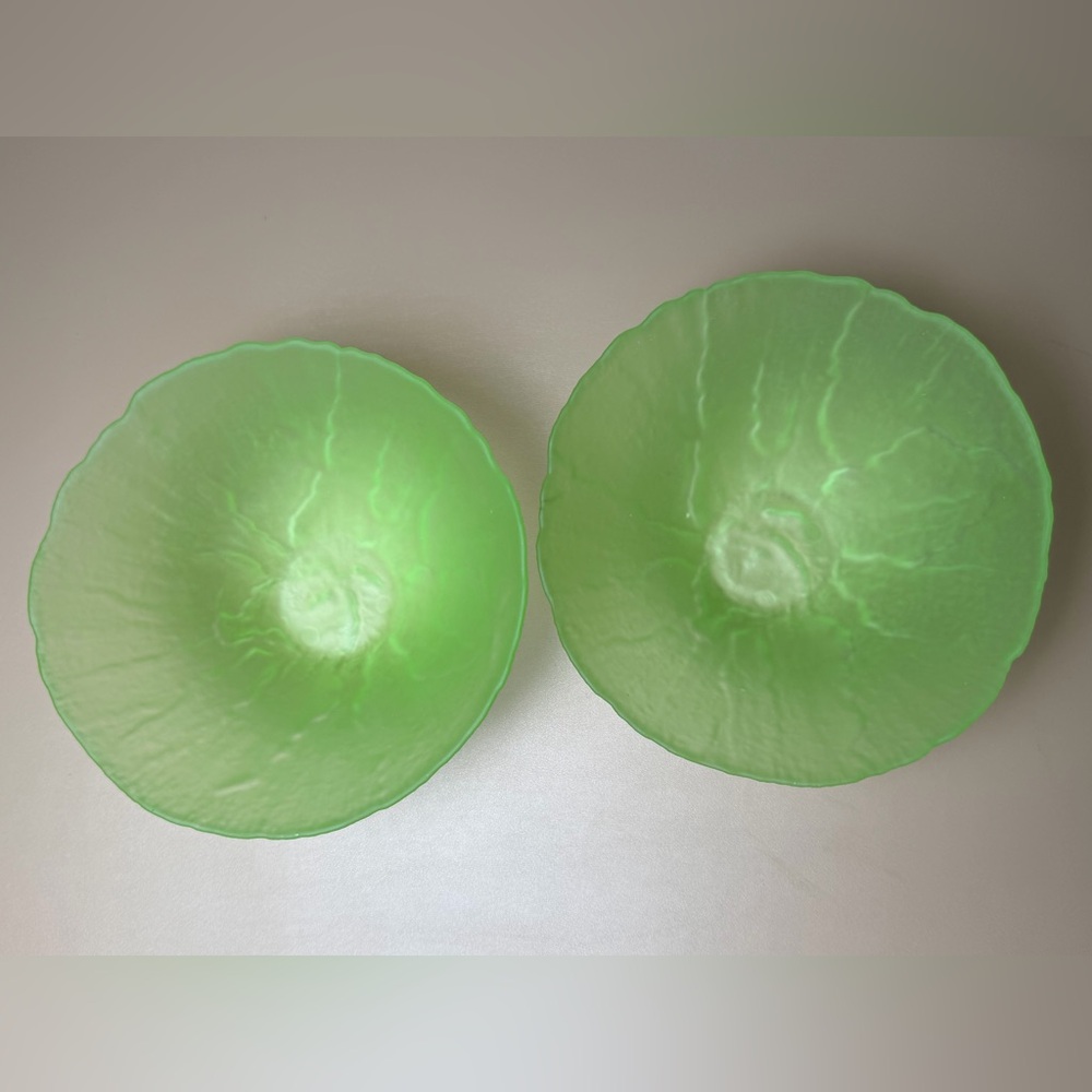 vintage frosted green glass cabbage ware salad bowl 2pcs set - Picture 3 of 8